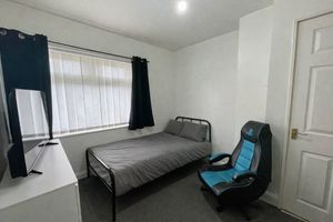 Photo 6- click for photo gallery